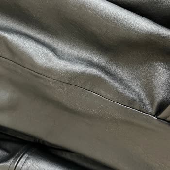 Bershka Deri Trençkotta Hızlı Deformasyon Ve Trendyol’dan Cevap Yok