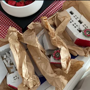 Dolap Satıcısının Trendyol Express Kargoları Sürekli Hasar Görüyor, Tazminat Verilmiyor