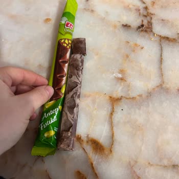 Eti Antep Fıstıklı Çikolatasında Bozulma Ve Eksik Paket Şikayeti