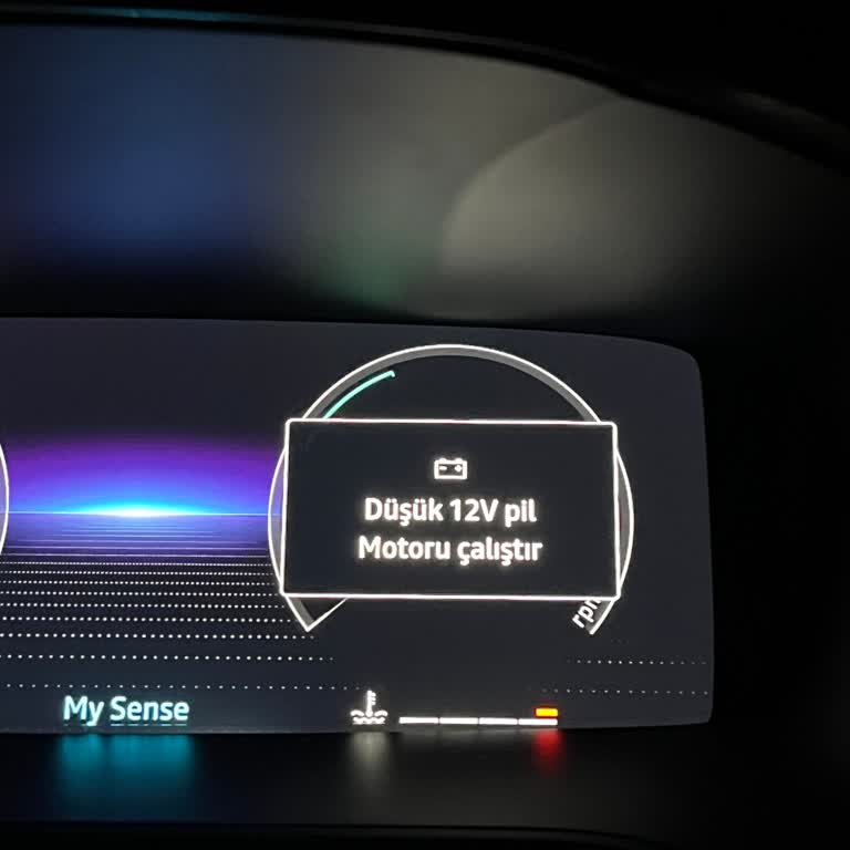 Yeni Renault Megane’da Sürekli Düşük 12V Pil Uyarısı Ve Sistem Kapanması