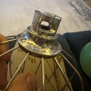 Korkmaz Aparatta Paslanma Ve Belirgin Bir Renk Değişimi Oluştu