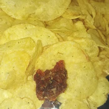 Lay’s Cips’inde Plastik Parça Bulunması Sağlık Endişesi Yaratıyor