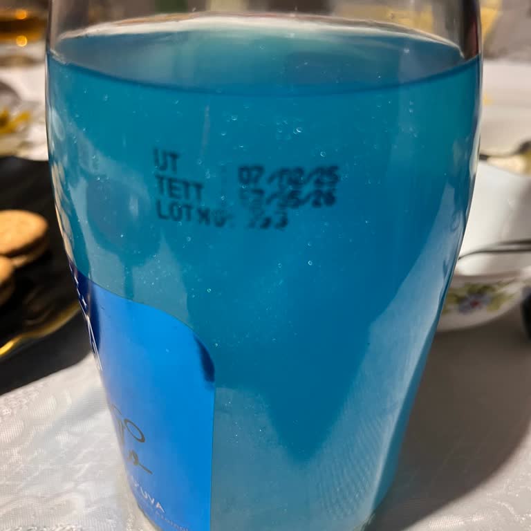 Migros’te Alınan Şampanyada Bozuk Tat Ve Okunamayan Etiket İade Talebi