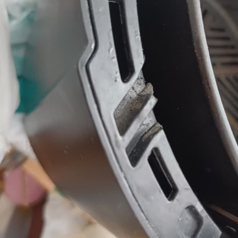 Kumtel Airfryer’da Eriyen Plastik Parça Nedeniyle Çalışmazlık Ve Garanti Kapsamında Değişim Talebi