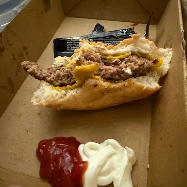 Teslim Süresi Aşımı Ve Donmuş Burger İçin İade Reddi