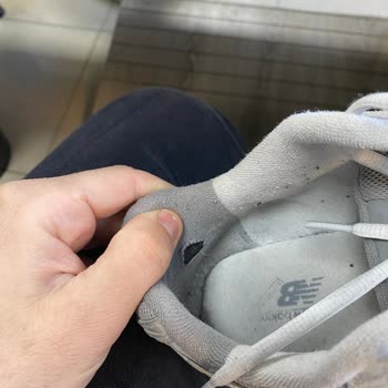 New Balance 530 Ayakkabımda Üretim Hatası Olmadığı İddiasına İtiraz Ve İade Talebi