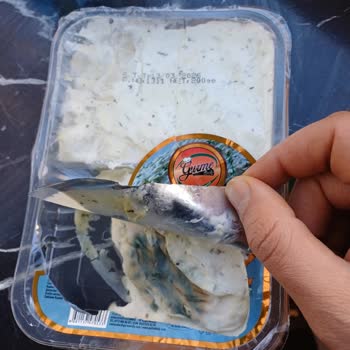 Son Kullanma Tarihi Geçmemiş Haydari Ürünün Küflenmesi Ve Sağlık Riski