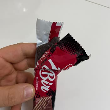 A101'de Satın Aldığım Gofretin Isırılmış Görünümü Ve İlgisiz Mağaza Tutumu