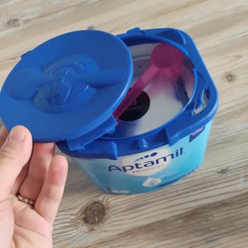 Açık Ve Kırık Bebek Maması Teslim Edildi: Acil Değişim Ve Özür Bekleniyor