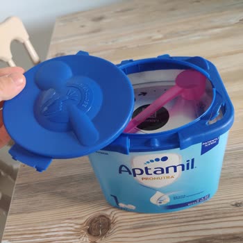 Açık Ve Kırık Bebek Maması Teslim Edildi: Acil Değişim Ve Özür Bekleniyor