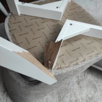 Garanti Kapsamında Kırılan Sandalye İçin Ücret Talebi