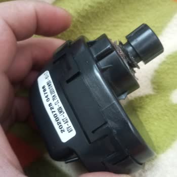 Warmhaus Kombimde Kırılan 3 Yollu Vana Nedeniyle Isıtma Sorunu Ve Ücretsiz Parça Talebi