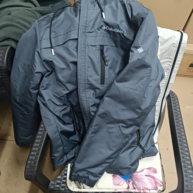 Reklamda Gösterilen Kaban Yerine Kalitesiz Ve Ayıplı Ürün Gönderildi, Firma İletişime Kapalı