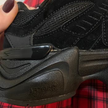 Kalitesiz Ve Küçük Gelen Ayakkabı İçin İade Ve Değişim Talebi