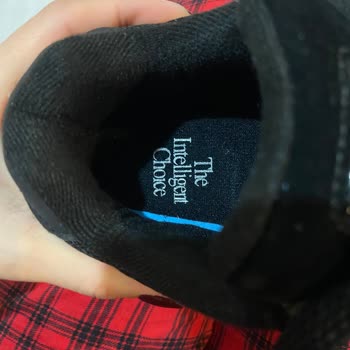 Kalitesiz Ve Küçük Gelen Ayakkabı İçin İade Ve Değişim Talebi