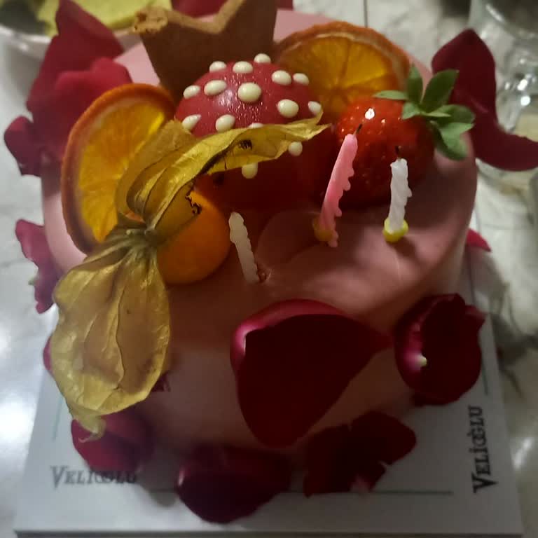 Yanlış Gelen Pasta Ve Cevapsız Müşteri Hizmeti