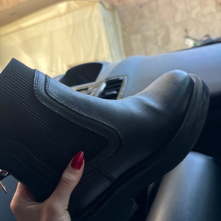 Defolu Ayakkabı ve Çözülmeyen Şikayet Derimod Mağazalarındaki Kötü Üslup