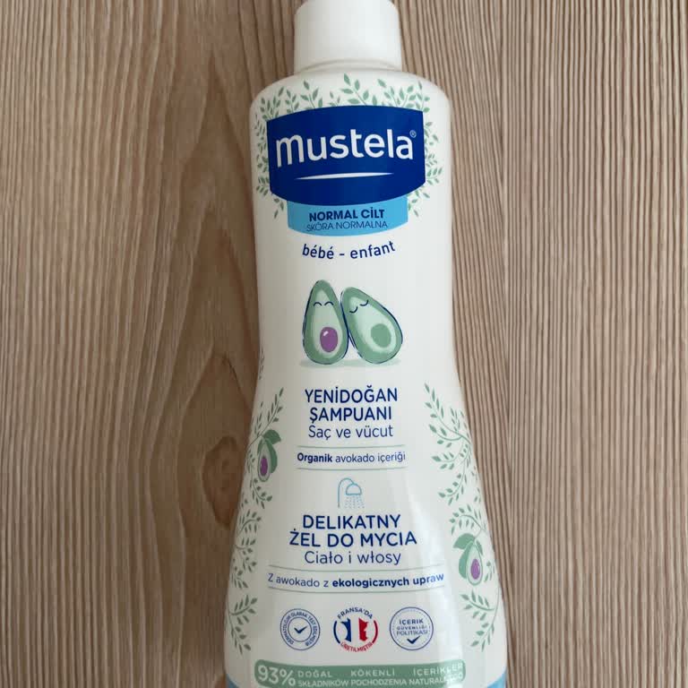 Mustela Şampuanı Nedeniyle Bebekte Şiddetli Cilt Tahrişi Ve Kızarıklık