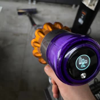 Dyson V15 Süpürgemde Düşük Çekiş Ve Hızlı Bitiren Batarya, Ücretsiz Onarım Talebi