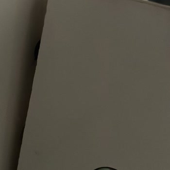 Paslı Ayaklar Ve Kalitesiz Çekmece Mekanizmasıyla Ayıplı Çalışma Masası