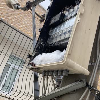 Elektrik Direği Yangını Otuz Saatte Çözülmedi, Acil Müdahale Gerekiyor