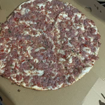 Çiğ Kıyma İçeren Lahmacun İçin Özür Ve Telafi Talebi