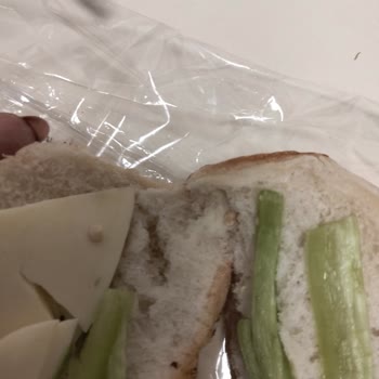 Ressa Café'de Yanlış Sandviç Teslimi Ve Hijyen Endişesi