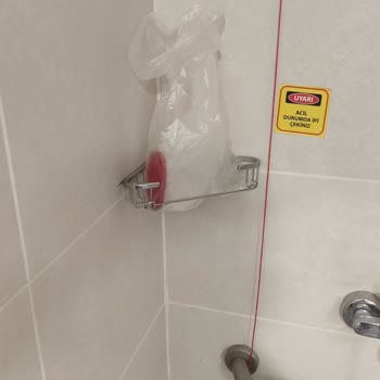 Kalp Ameliyatı Hastasının Oda Ve Tuvalet Temizliği İhmal Edildi