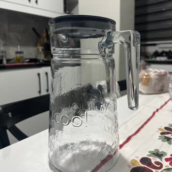 Küflü Ve Çıkarılamayan Paşabahçe Cam Sürahisi Kapağı Kullanılamaz