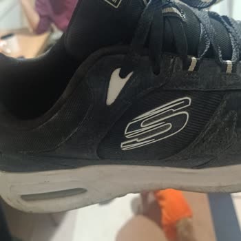 Skechers Ayakkabımda Taban Bozulması, Mağaza Çözüm Sunmuyor