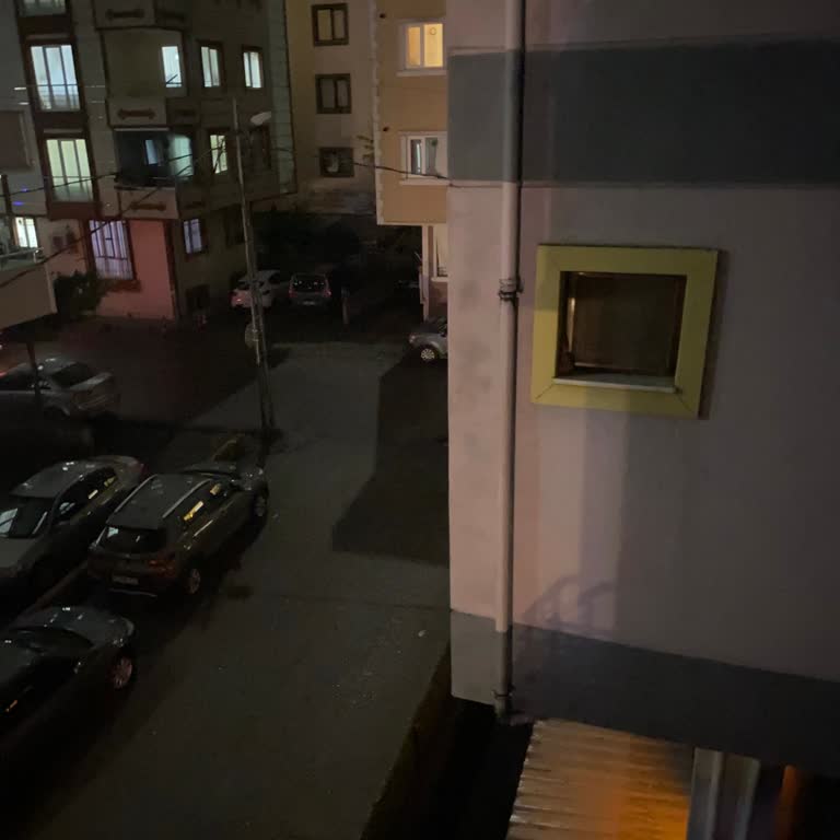 Sancaktepe Sokak Aydınlatması Çalışmıyor, Güvenlik Riski Ve Ayedaş'tan Yanıtsız Kayıt