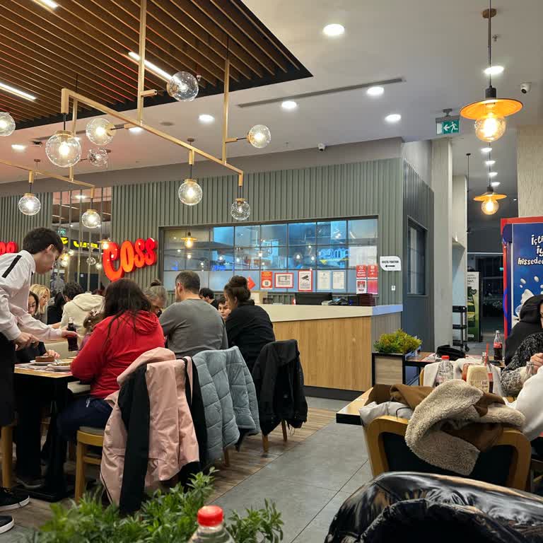 Kocaeli Symbol AVM Baydöner Şubesinde Uzun Bekleme Ve İlgisiz Personel