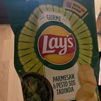 Ambalajda Yanıltıcı Bilgi: Lays Gurme Parmesan Yerine Klasik Cips Çıktı