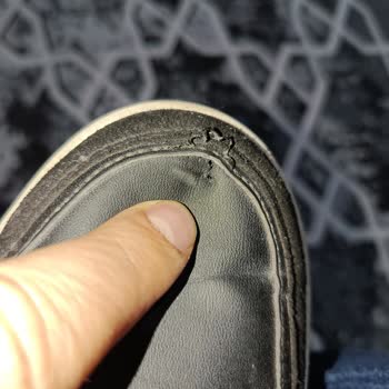 FLO Ayakkabı Mağazasından Alınan Ürünün Ucu Açıldı!