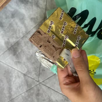 Ülker Antep Fıstıklı Çikolatada Bozulma Güveni Sarsıyor