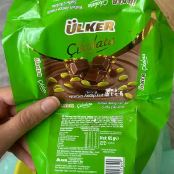 Ülker Antep Fıstıklı Çikolatada Bozulma Güveni Sarsıyor