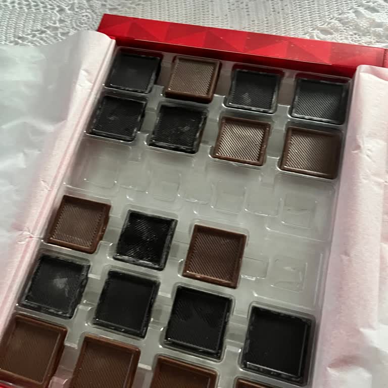 Erken Bozulmuş Karmen Çikolatası: Son Kullanma Tarihi Henüz Geçmemiş Olmasına Rağmen Sağlık Endişesi