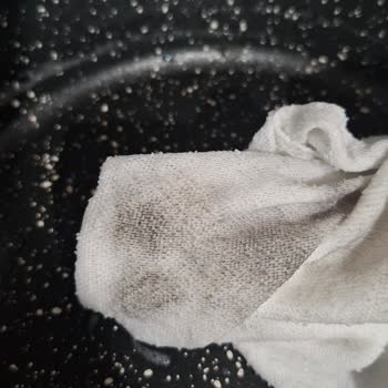 Özkar Züccaciye Tava Seti Aldım Her Kullanışımda Yumurtalar Siyah Renge Dönmeye Başladı