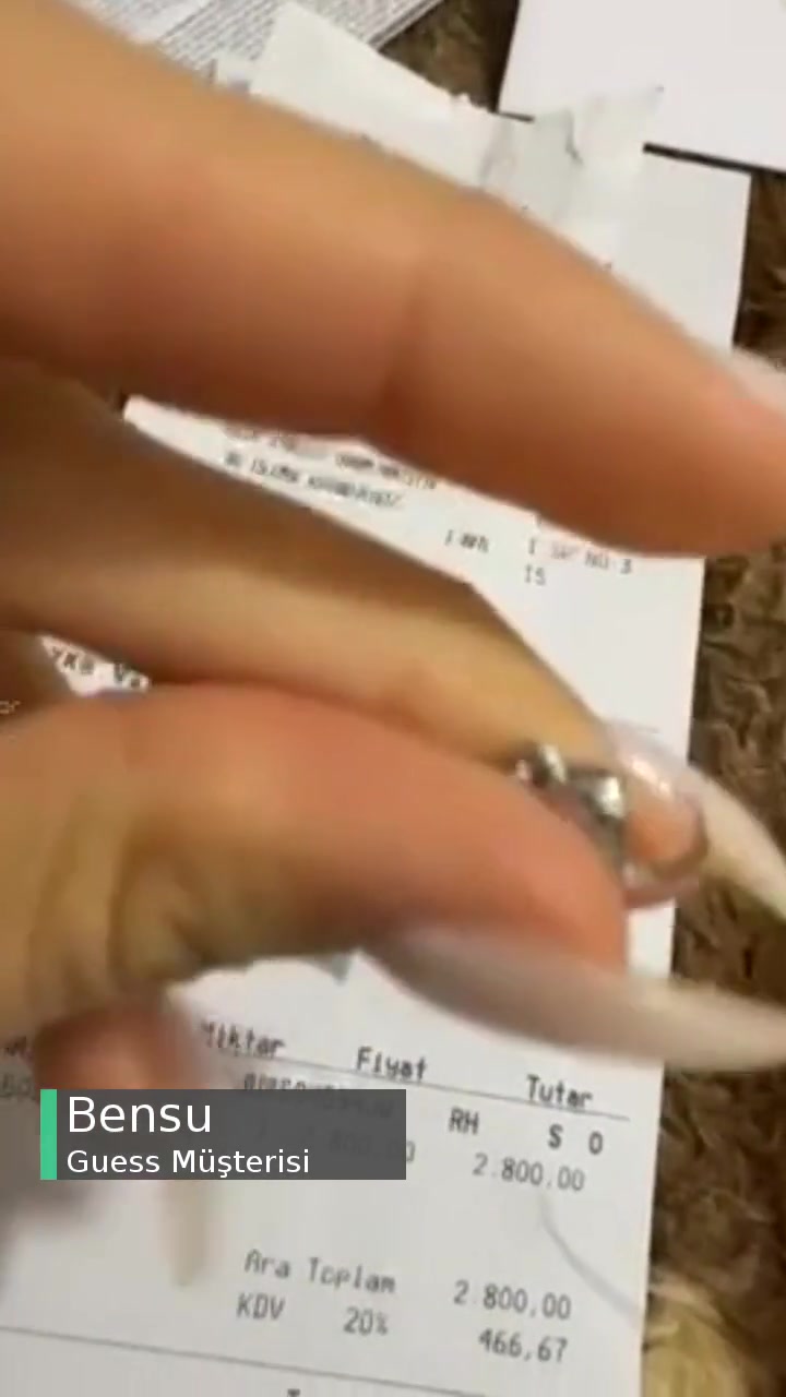 Guess Bileklik Bozuldu, Bileklik Takılmıyor! videonun kapak resmi