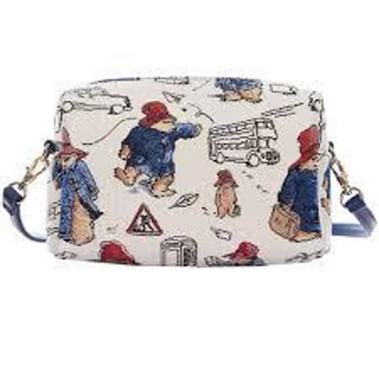 Adnan Menderes Havalimanı’nda Kaybolan Çanta İçin Acil Yardım Ve Açıklama Talebi