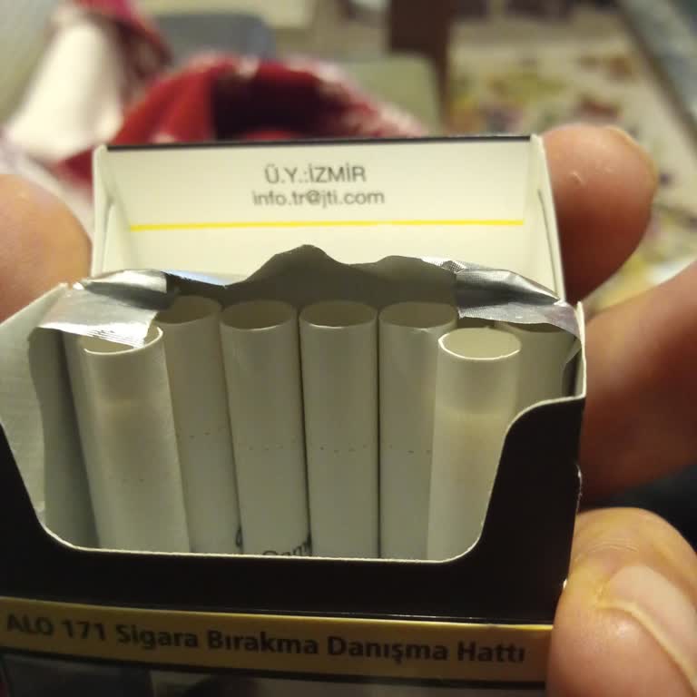 Camel Deep Blue Sigaralarda Açık Filtre Sorunu: Üretim Hatası Ve Sağlık Riski