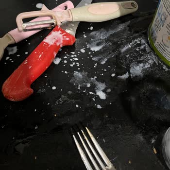 Süresi Geçmemiş Altınkılıç Kefiri Açıldığında Patladı Ve Bozulmuş