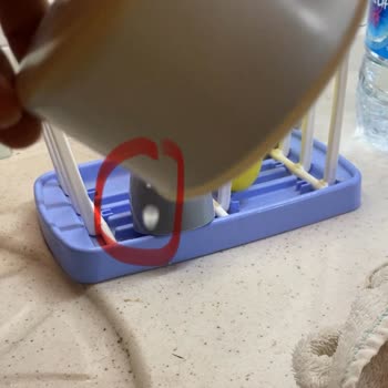 Alerjik Bebeğin Yemeklerini Ekşiten Ve Su Sızdıran Ayıplı Baby Plus Termosu