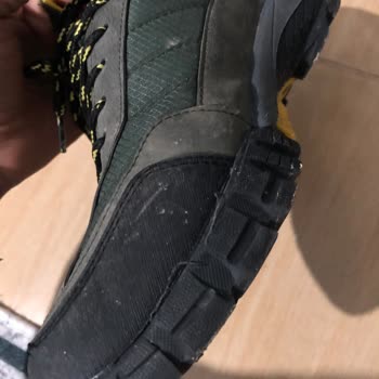 Su Geçirmez Olması Beklenen Outdoor Ayakkabının Su Geçirmesi Ve İade Engeli