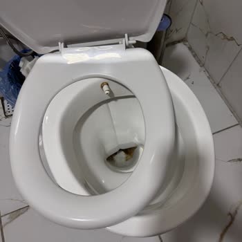 İptal Edilen Uçuş Sonrası Van’daki Kirli Ve Soğuk Otelde Hijyen Sorunlarıyla Mağduriyet