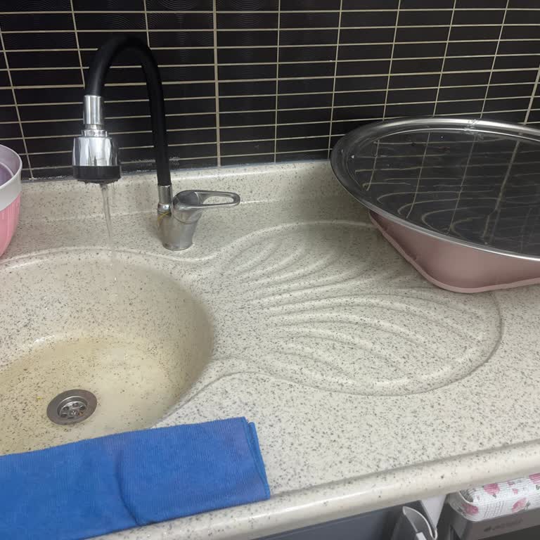 Ankara Yenimahalle'de Sürekli Su Kesintileri Çocukların Hijyenini Tehdit Ediyor