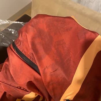 Yebbshop Yanıltıcı Reklam, Kalitesiz Yağmurluk ve Yanlış Beden, İade Talebine Cevap Yok