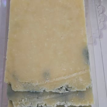 Küflü Pınar Gouda Peynir Satışı Ve Yanıtsız Şikayet