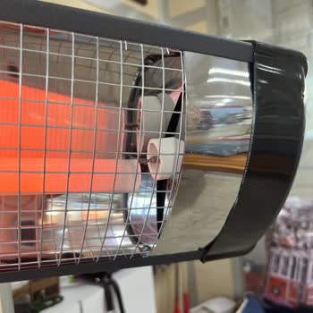 Kalitesiz Plastik Ayağıyla Elektrikli Isıtıcıda Kırılan Rezistans Ve Tam İade Talebi