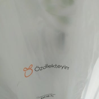 Küçük Ürünler İçin Gereksiz Büyük Poşet Kullanımı Çevreye Ve Müşteriye Zarar Veriyor